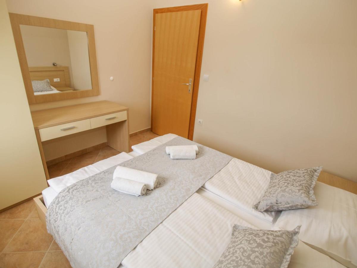 Apartments Villa Bondi Makarska Esterno foto