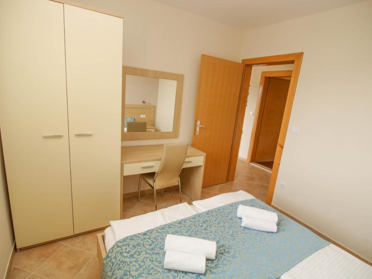 Apartments Villa Bondi Makarska Esterno foto