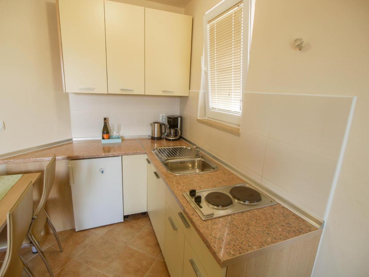 Apartments Villa Bondi Makarska Esterno foto