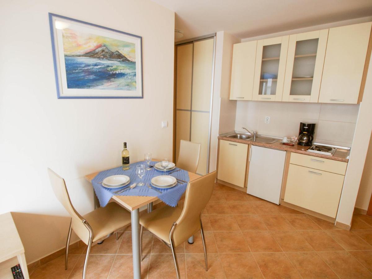 Apartments Villa Bondi Makarska Esterno foto