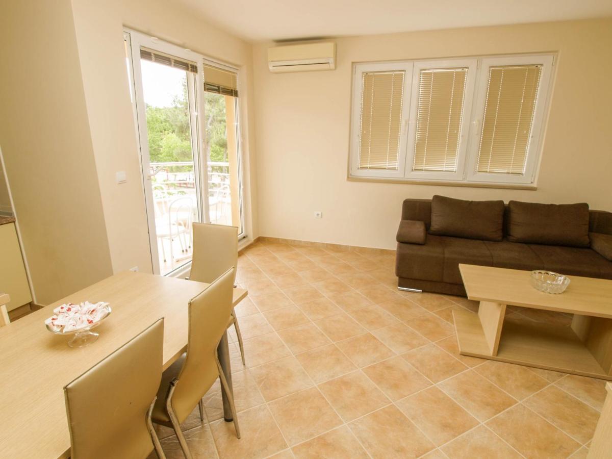 Apartments Villa Bondi Makarska Esterno foto