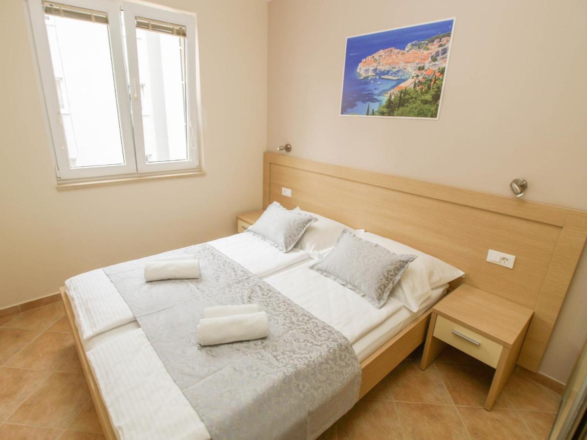 Apartments Villa Bondi Makarska Esterno foto