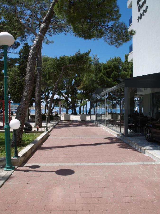 Apartments Villa Bondi Makarska Esterno foto